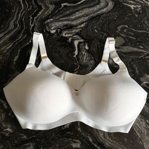 HoneyLove CloudEmbrace Wireless Contour T-Shirt Bra Size 40D Style BRBR00032